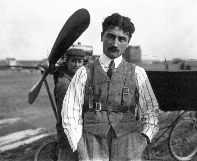 Roland Garros (aviator)