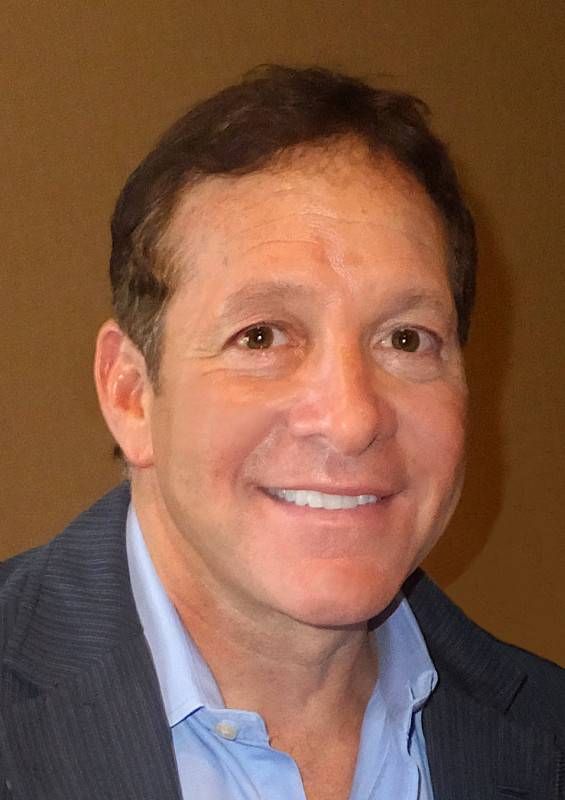 Steve Guttenberg